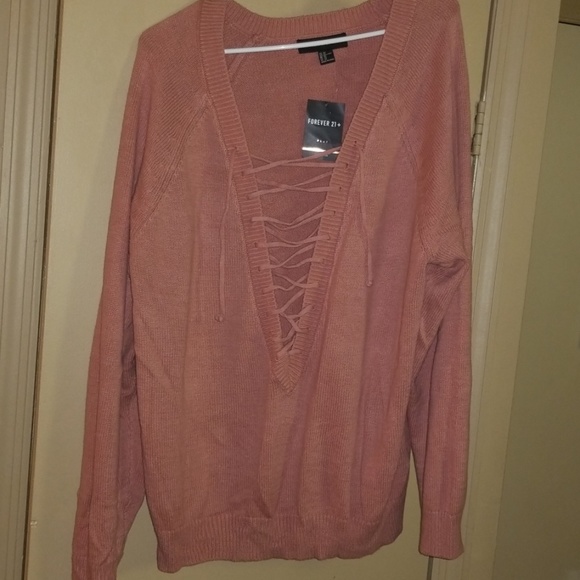 FOREVER 21 PLUS SIZE WOMEN SEXY SWEATER - Picture 1 of 2